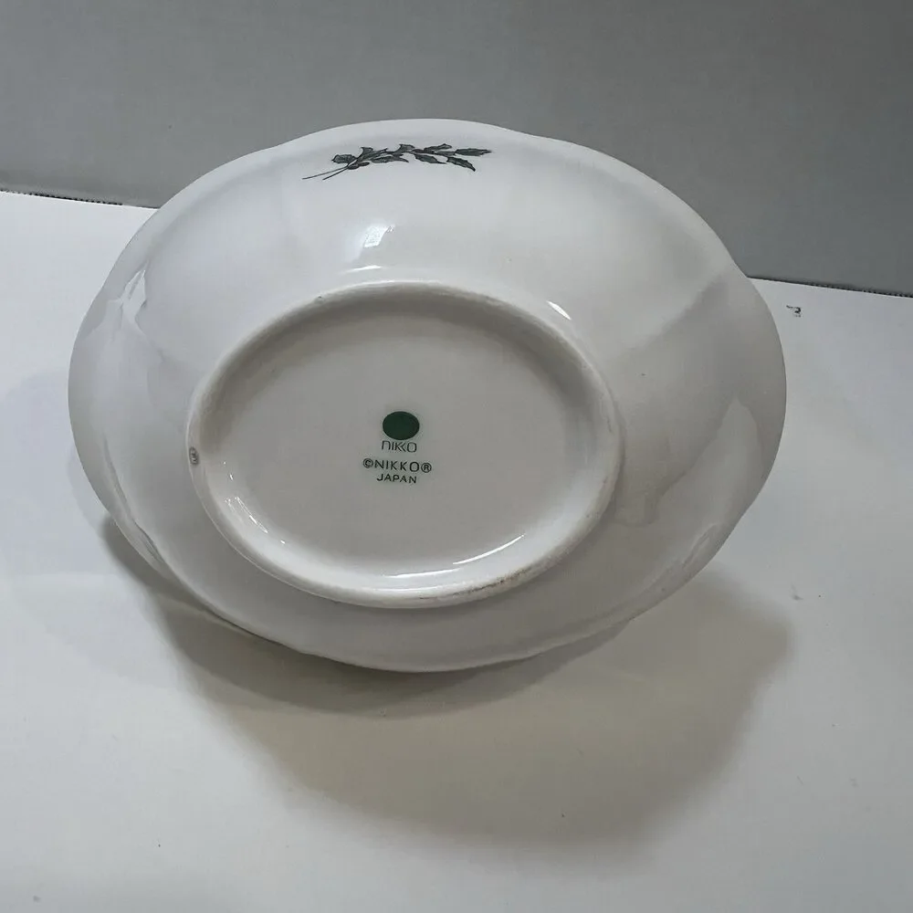Vintage Christmas Holiday Nikko Happy Holidays Candy Nut Basket w/Handle Japan